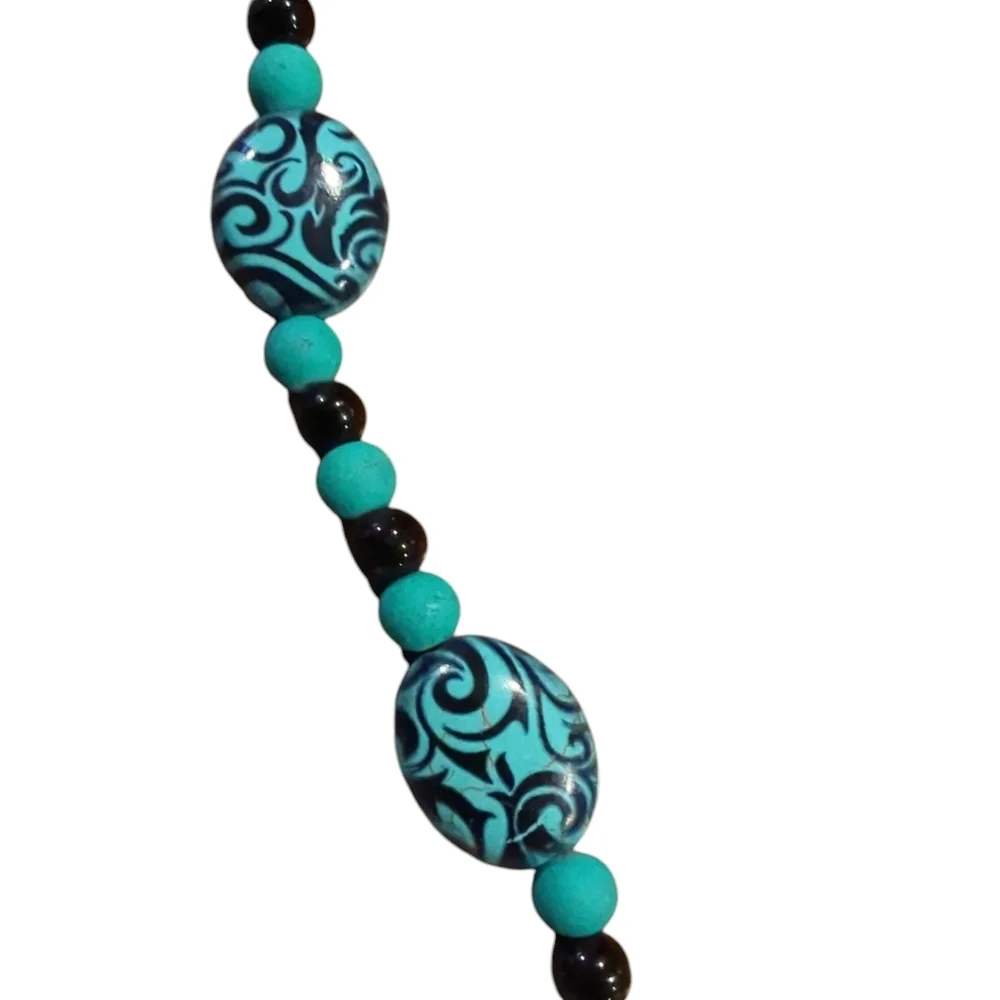 Handcrafted Blue and‎ Black Beaded Necklace